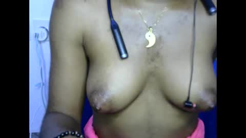 Snapshot of foxy_candy01 chatting on April 12, 11:54 pm foxy_candy01 online show from April 12, 11:54 pm