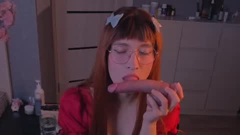 Sue online show from August 8, 9:28 pm