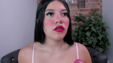 Loren online show from March 30, 11:00 am