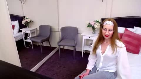 Snapshot of foxy_ramona chatting on February 16, 1:16 pm Ana online show from February 16, 1:16 pm