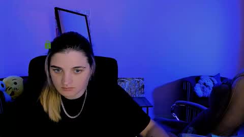 foxy_tease_ online show from October 19, 7:03 pm