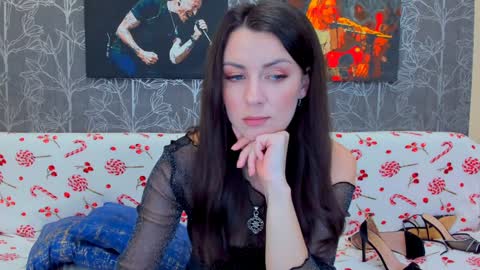 Snapshot of foxyx1 chatting on December 15, 5:53 pm Foxy online show from December 15, 5:53 pm