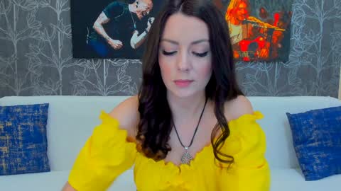 Snapshot of foxyx1 chatting on January 12, 3:36 pm Foxy online show from January 12, 3:36 pm