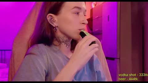 Snapshot of fran_bow chatting on November 5, 2:06 pm fran_bow online show from November 5, 2:06 pm