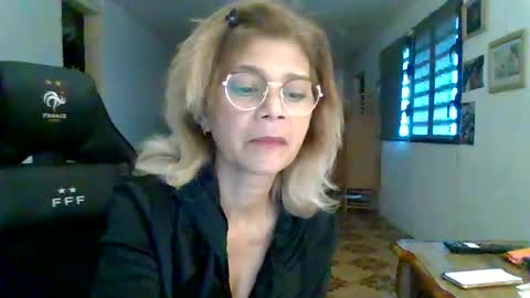 francelune online show from October 13, 1:22 pm