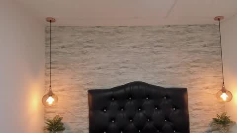          online show from April 12, 1:54 am