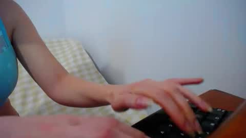 franceskcaa online show from March 19, 5:39 pm