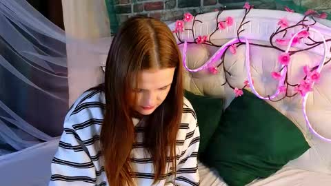 Marybrown eye Katy gray eye online show from March 14, 5:24 am