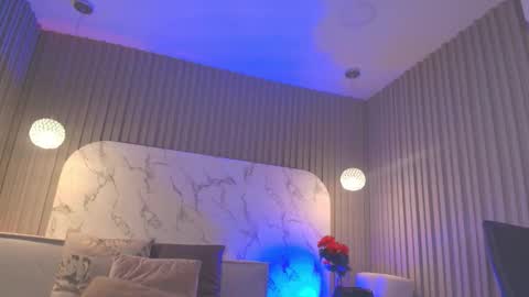 franchesca_de_luca online show from February 28, 3:40 am