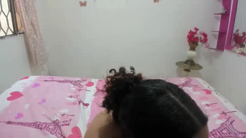 franchesca_hon11 online show from May 23, 2:32 pm