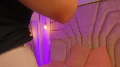 francheska121 online show from April 4, 5:21 pm