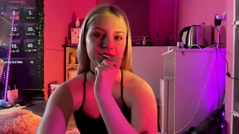 Liza online show from April 16, 8:20 pm