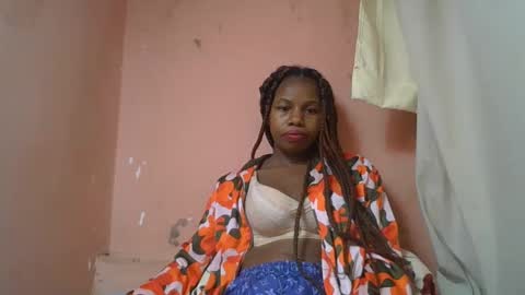 Snapshot of franciefrancie chatting on March 10, 12:26 pm francilla online show from March 10, 12:26 pm