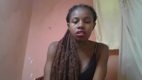 Snapshot of franciefrancie chatting on March 11, 6:00 am francilla online show from March 11, 6:00 am