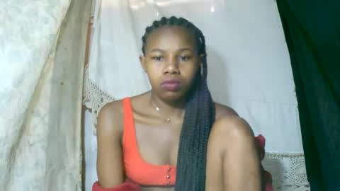 Snapshot of franciefrancie chatting on October 12, 4:11 am francilla online show from October 12, 4:11 am