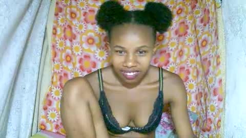 Snapshot of franciefrancie chatting on November 17, 3:18 pm francilla online show from November 17, 3:18 pm