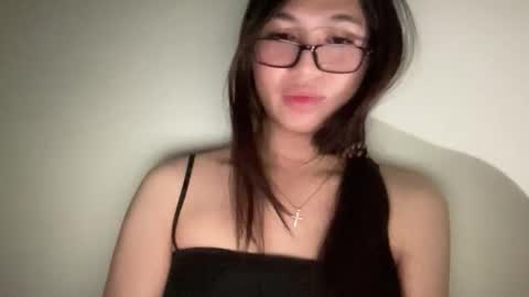 Snapshot of francine_moore chatting on December 17, 9:37 am Francine online show from December 17, 9:37 am