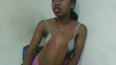 francinealdy online show from November 2, 8:17 am