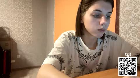 Snapshot of franciscokibodeaux chatting on November 30, 7:18 pm Melissa online show from November 30, 7:18 pm