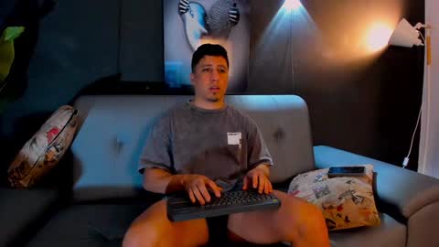 Snapshot of francodelacruz chatting on January 24, 9:05 pm Francum online show from January 24, 9:05 pm