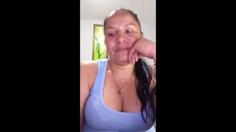 francy froz online show from May 4, 8:27 pm