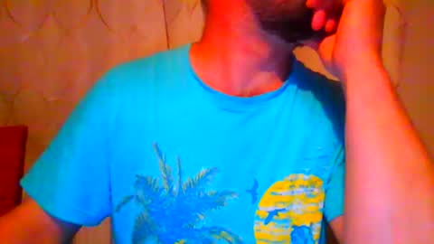 Snapshot of frank84848 chatting on May 17, 8:05 pm Frank online show from May 17, 8:05 pm