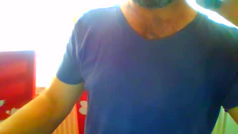 Snapshot of frank84848 chatting on May 23, 11:36 am Frank online show from May 23, 11:36 am