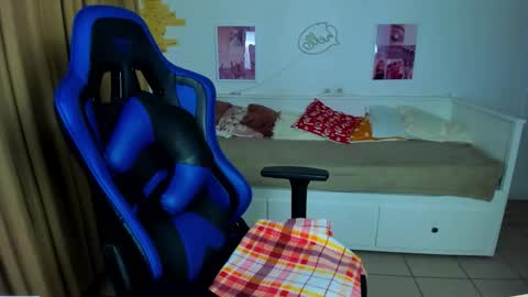 Frank online show from December 2, 4:40 am