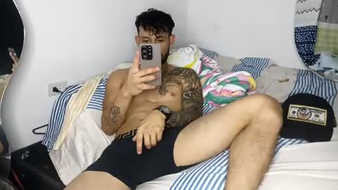 Snapshot of frankdanielsmolano chatting on July 7, 6:47 am frankdanielsmolano online show from July 7, 6:47 am