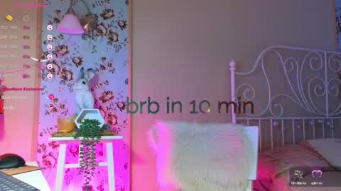 Snapshot of frankiefoxie chatting on February 1, 2:16 am Franky online show from February 1, 2:16 am