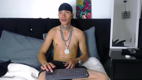 Franklinn 23 online show from November 2, 12:40 pm