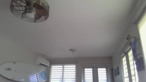 Snapshot of frankorican chatting on April 3, 12:14 pm frankorican online show from April 3, 12:14 pm