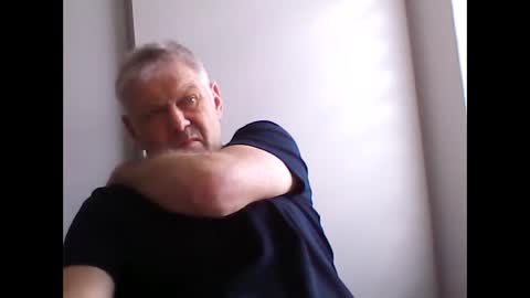 frannkboy61 online show from March 28, 11:21 am