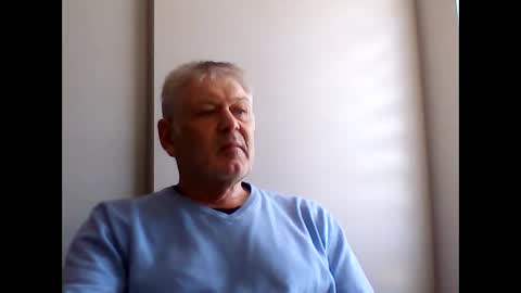 frannkboy61 online show from April 7, 11:10 am