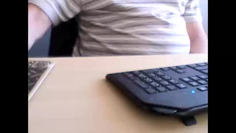 frannkboy61 online show from April 24, 1:46 pm