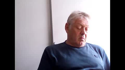 frannkboy61 online show from June 9, 8:26 am
