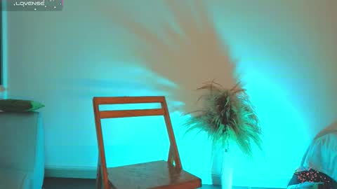 Fransheska online show from February 8, 11:57 am