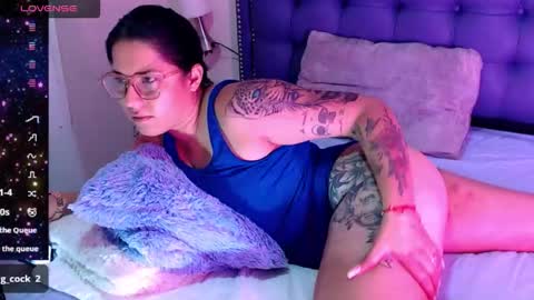 FRANY STEELL online show from November 30, 1:42 am