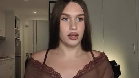 Snapshot of franzeva chatting on June 25, 11:48 am I am franzeva online show from June 25, 11:48 am