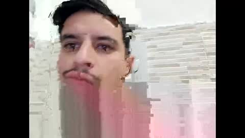 Snapshot of fraromeo2 chatting on December 11, 4:53 pm fraromeo2 online show from December 11, 4:53 pm