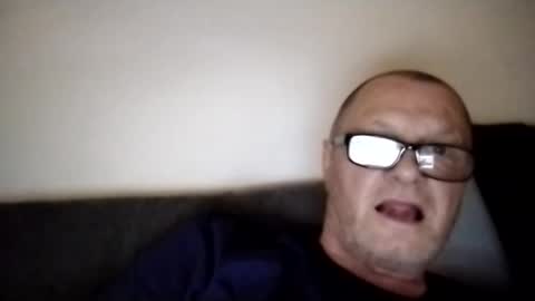 Wolfi online show from February 19, 7:50 am