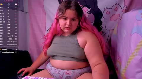 Alice online show from December 3, 9:56 pm