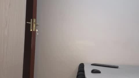 Kandy online show from November 11, 7:25 pm