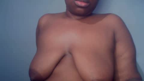 freaky slut5 online show from February 16, 6:37 pm