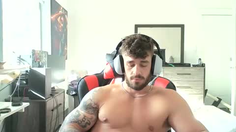 Snapshot of freakyfitking chatting on December 13, 7:53 pm freakyfitking online show from December 13, 7:53 pm