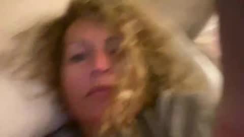 Snapshot of freakywhitegirl696 chatting on June 11, 6:44 am Sweetcandy online show from June 11, 6:44 am
