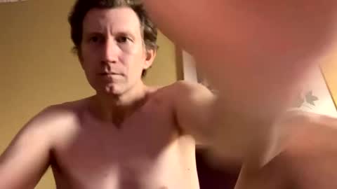 Snapshot of freckledfreaks chatting on February 19, 8:52 pm Me Myself Irene online show from February 19, 8:52 pm