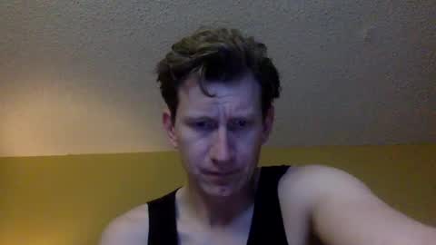 Snapshot of freckledfreaks chatting on February 26, 3:10 am Me Myself Irene online show from February 26, 3:10 am