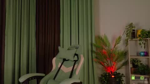 Fred online show from March 20, 7:19 pm