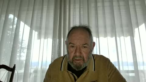 Snapshot of fredaldavid chatting on December 3, 3:33 pm David Fredal online show from December 3, 3:33 pm